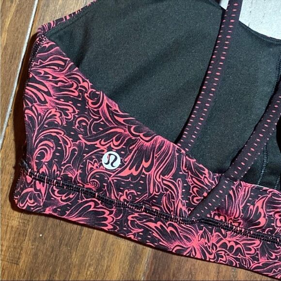 Lululemon Sports Bra: Size 12 - Picture 3 of 4